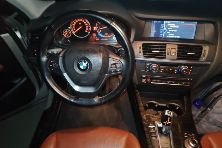 Used BMW X3 2011 xDrive28i Luxury Model Steering Wheel