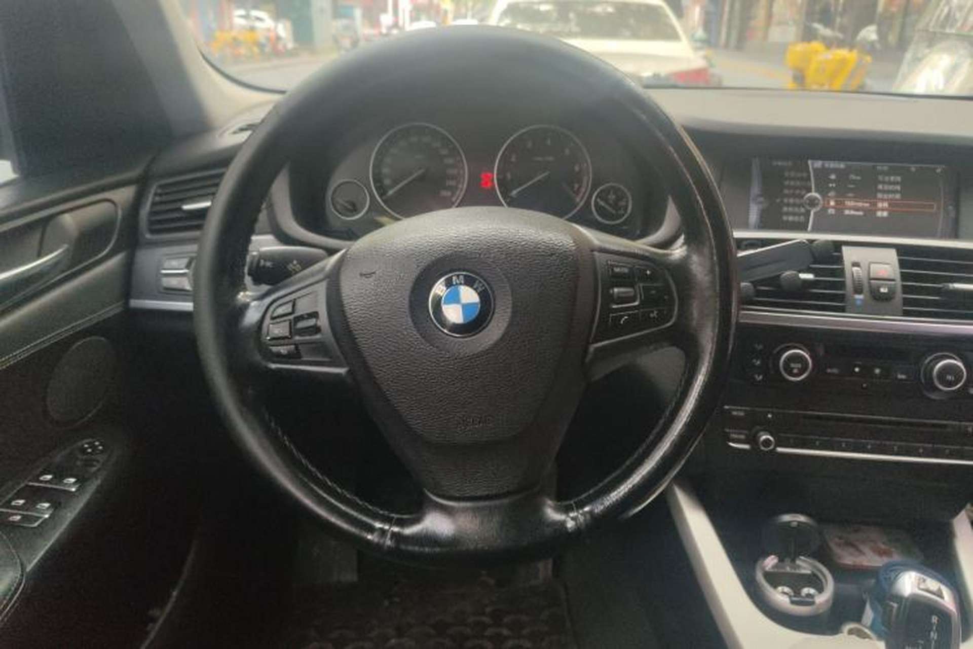Used BMW X3 2011 xDrive28i Leading Model Steering Wheel