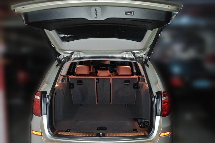 Used BMW X3 2011 xDrive28i Luxury Model Trunk