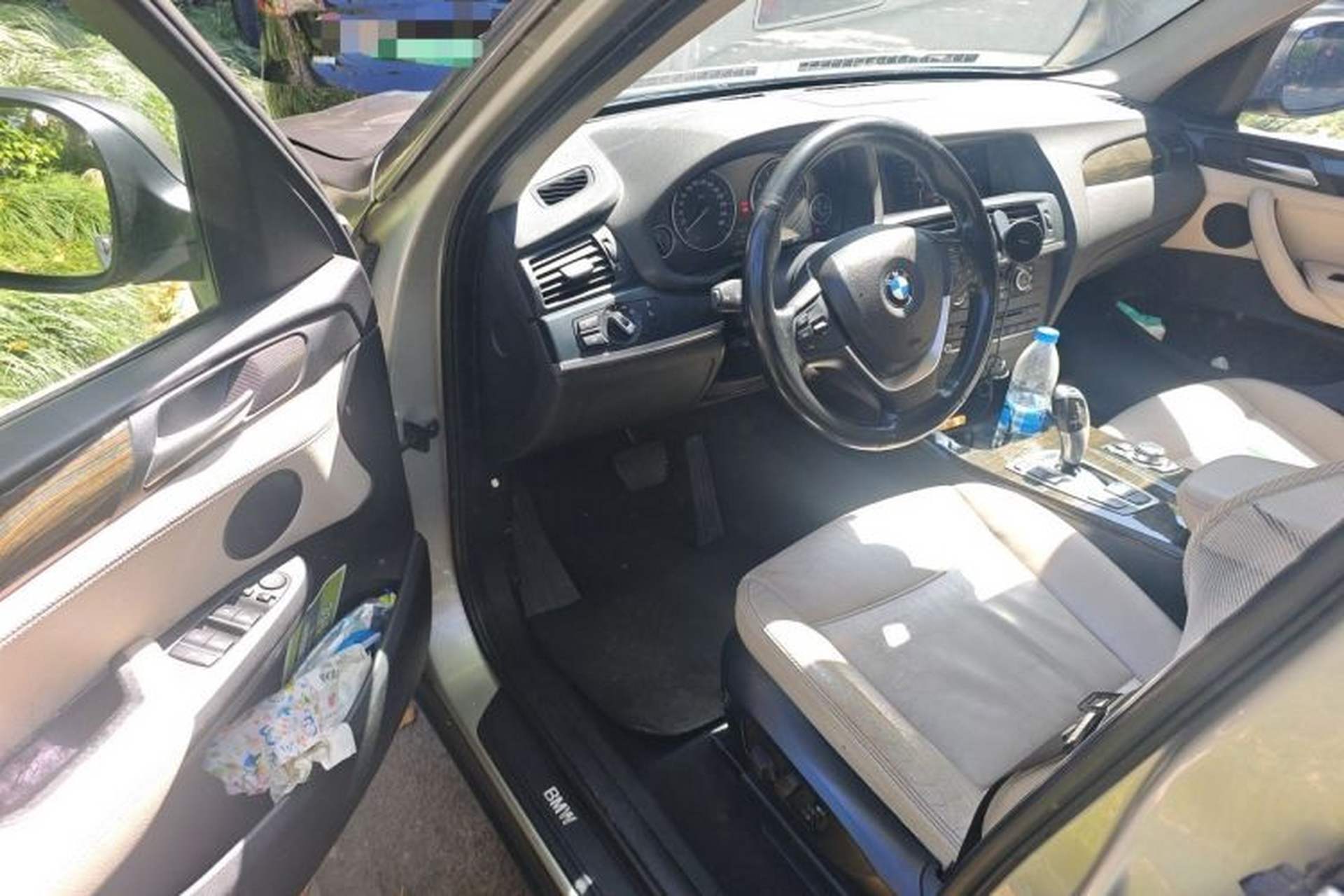Used BMW X3 2011 xDrive28i Luxury Model Driver Seat