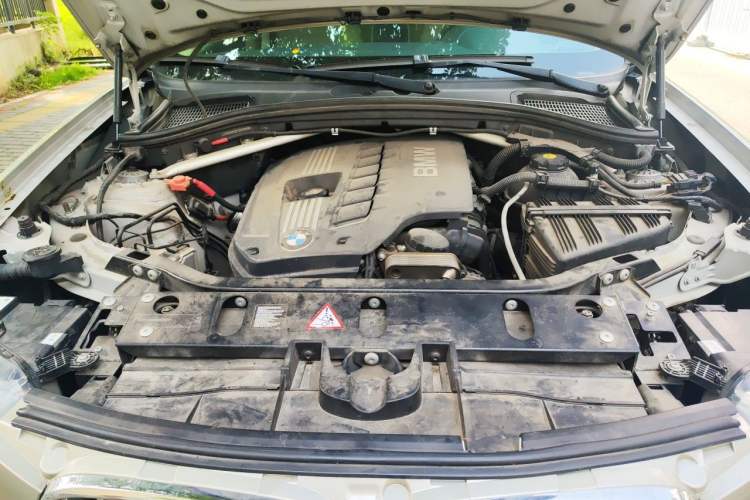 Used BMW X3 2011 xDrive28i Luxury Model Engine Bay
