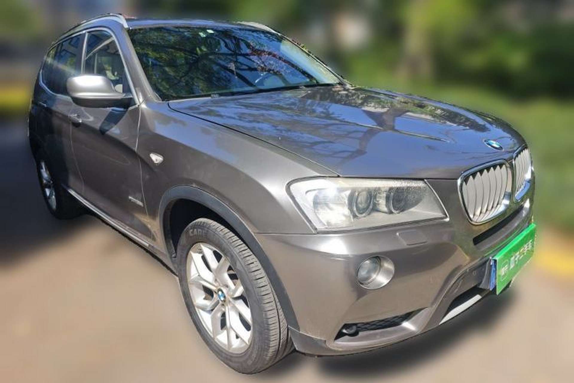 Used BMW X3 2011 xDrive28i Luxury Model Front Right 45 Deg