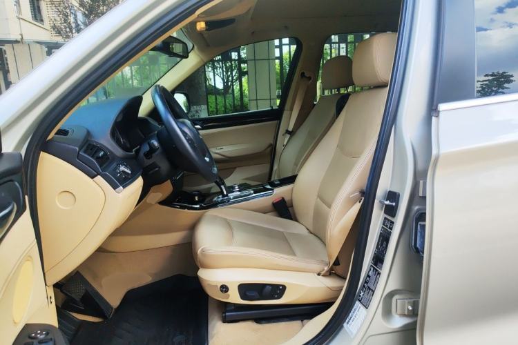 Used BMW X3 2011 xDrive28i Luxury Model Left Front Seat