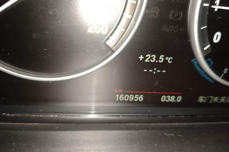Used BMW X3 2011 xDrive28i Luxury Model Odometer Close Up
