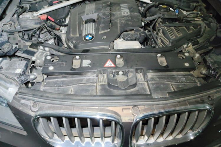 Used BMW X3 2011 xDrive28i Leading Model Engine Bay