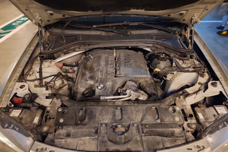 Used BMW X3 2011 xDrive35i Luxury Model Engine Bay