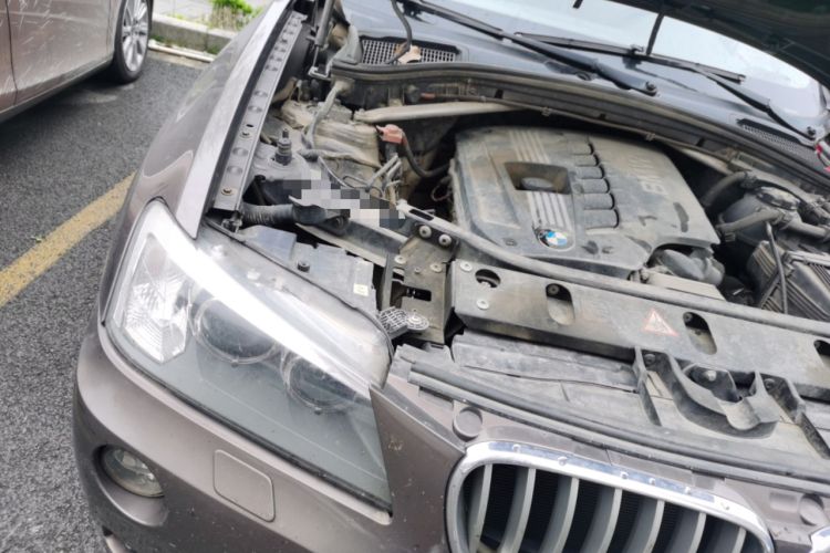 Used BMW X3 2011 xDrive28i Luxury Model Engine Bay Right