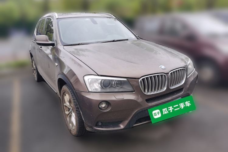 Used BMW X3 2011 xDrive28i Luxury Model Front Right 45 Deg