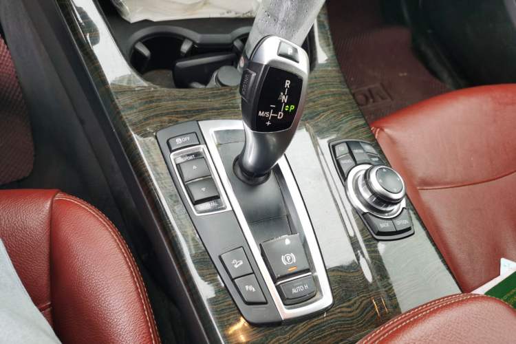 Used BMW X3 2011 xDrive28i Luxury Model Gear Lever