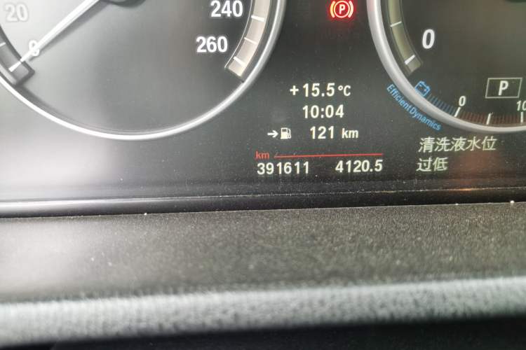 Used BMW X3 2011 xDrive28i Luxury Model Odometer Close Up