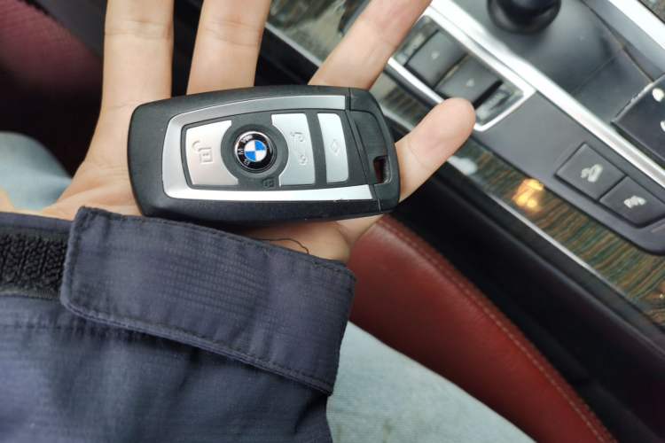 Used BMW X3 2011 xDrive28i Luxury Model Vehicle Key