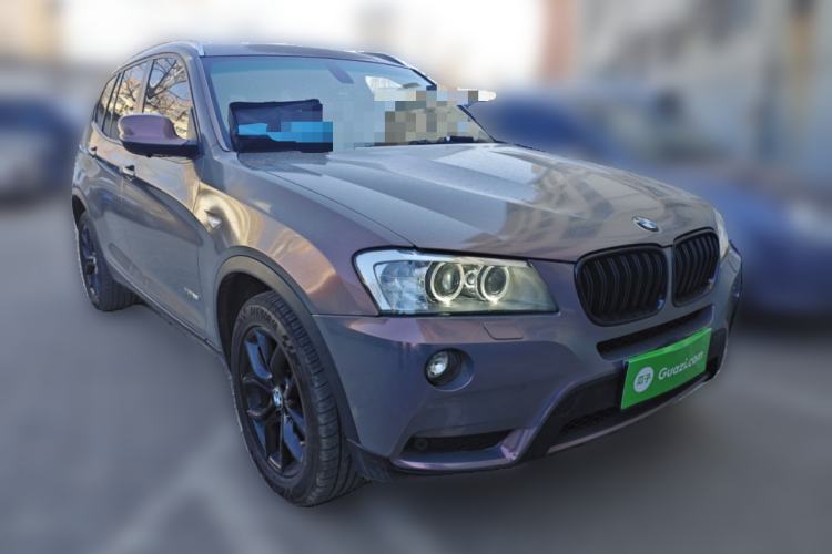 Used BMW X3 2011 xDrive28i Leading Model Front Right 45 Deg
