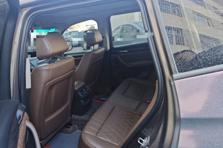 Used BMW X3 2011 xDrive28i Leading Model Left Rear Seat