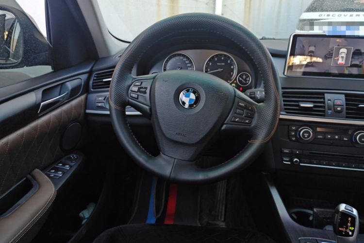 Used BMW X3 2011 xDrive28i Leading Model Steering Wheel