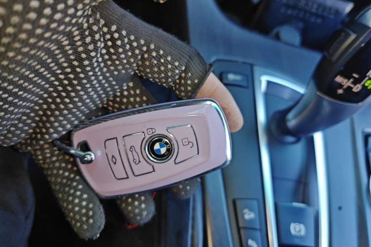 Used BMW X3 2011 xDrive28i Leading Model Vehicle Key