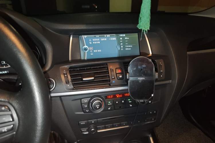 Used BMW X3 2011 xDrive28i Leading Model Audio And AC Panel