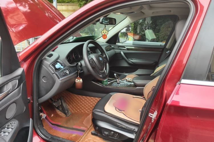 Used BMW X3 2011 xDrive28i Luxury Model Driver Seat