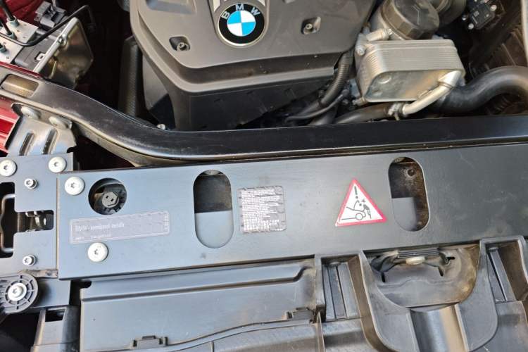 Used BMW X3 2011 xDrive28i Luxury Model Engine Bay Right