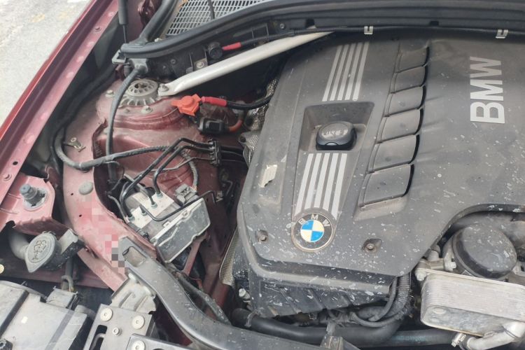 Used BMW X3 2011 xDrive28i Luxury Model Engine Bay Right