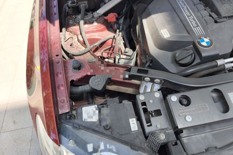 Used BMW X3 2011 xDrive35i Luxury Model Engine Bay Right