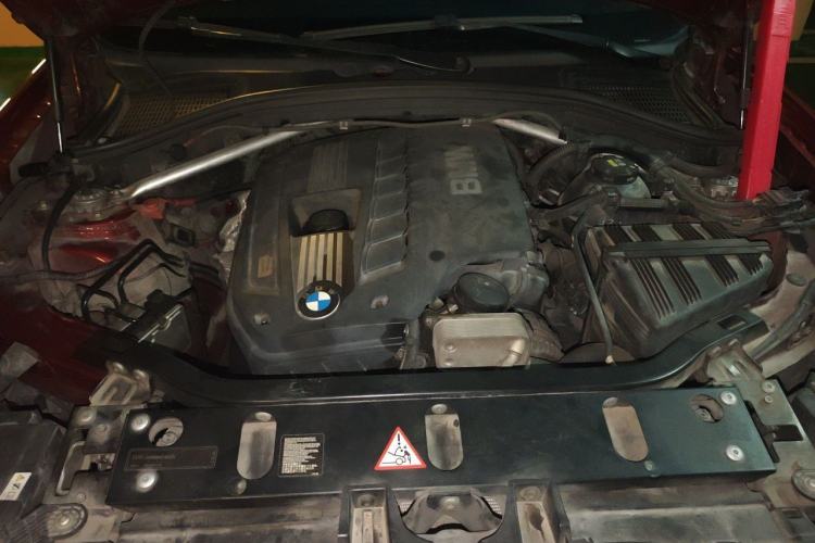Used BMW X3 2011 xDrive28i Leading Model Engine Bay