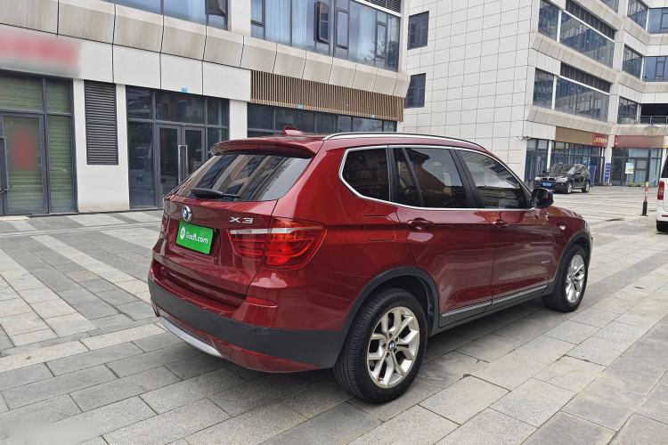 Used BMW X3 2011 xDrive28i Luxury Model Exterior 6