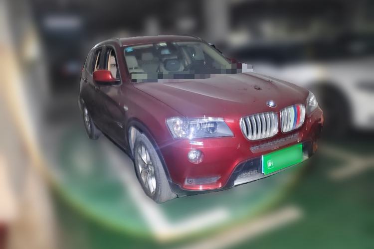 Used BMW X3 2011 xDrive28i Luxury Model Front Right 45 Deg