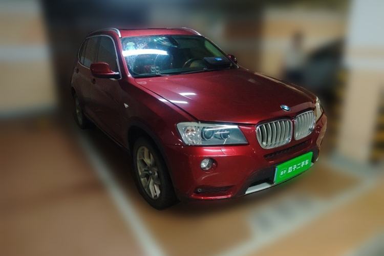 Used BMW X3 2011 xDrive28i Luxury Model Front Right 45 Deg