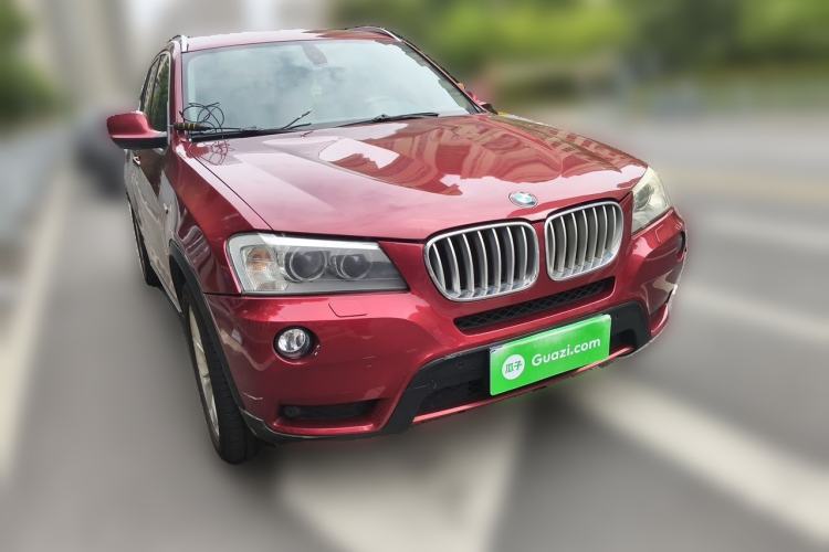 Used BMW X3 2011 xDrive28i Luxury Model Front Right 45 Deg