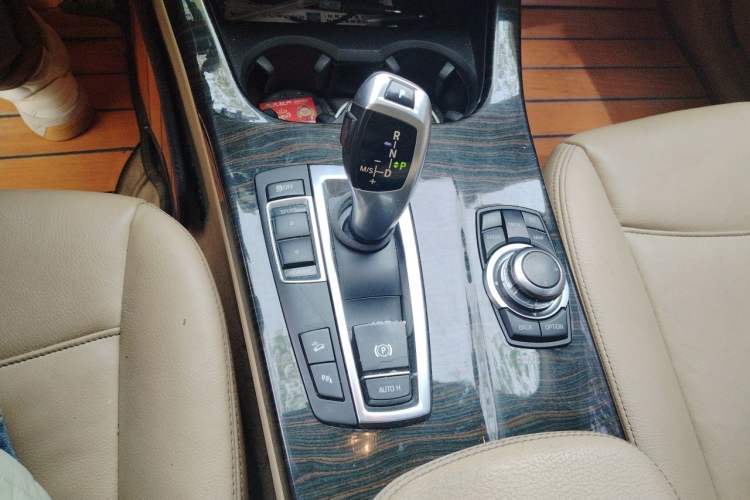 Used BMW X3 2011 xDrive28i Luxury Model Gear Lever