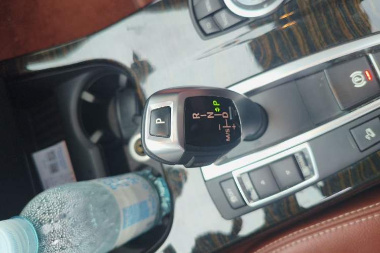 Used BMW X3 2011 xDrive28i Luxury Model Gear Lever