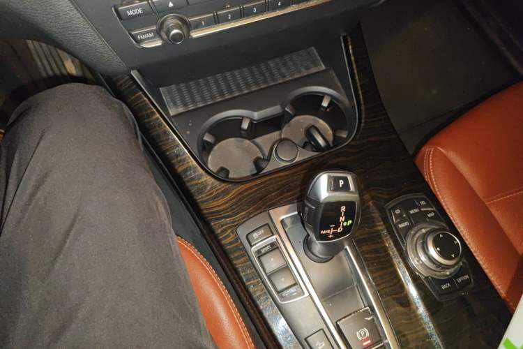 Used BMW X3 2011 xDrive28i Luxury Model Gear Lever