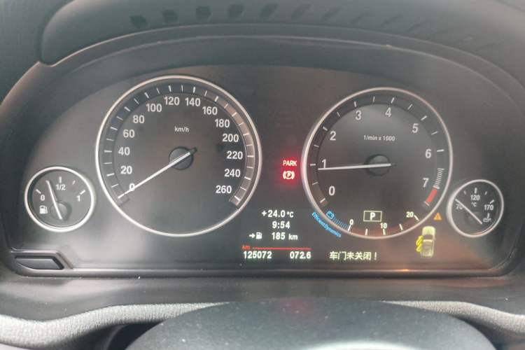 Used BMW X3 2011 xDrive28i Luxury Model Instrument Cluster