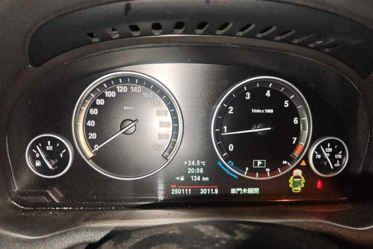 Used BMW X3 2011 xDrive28i Luxury Model Instrument Cluster