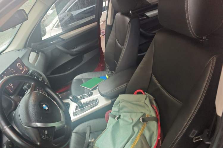 Used BMW X3 2011 xDrive28i Leading Model Left Front Seat