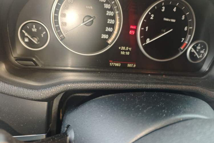 Used BMW X3 2011 xDrive28i Leading Model Odometer Close Up