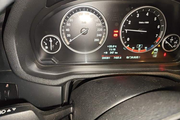 Used BMW X3 2011 xDrive28i Luxury Model Odometer Close Up
