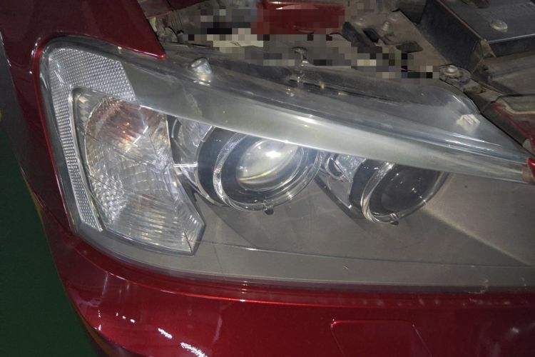 Used BMW X3 2011 xDrive28i Leading Model Right Front Headlight