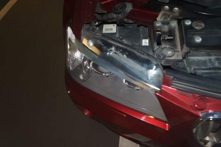 Used BMW X3 2011 xDrive28i Leading Model Right Front Headlight