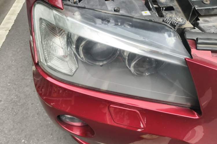 Used BMW X3 2011 xDrive28i Luxury Model Right Front Headlight