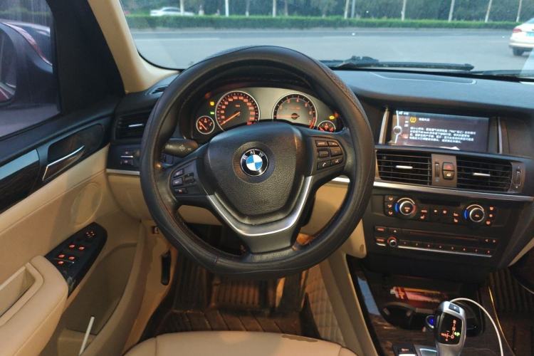 Used BMW X3 2011 xDrive28i Luxury Model Steering Wheel