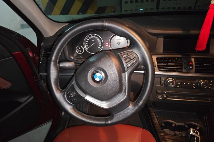 Used BMW X3 2011 xDrive28i Luxury Model Steering Wheel