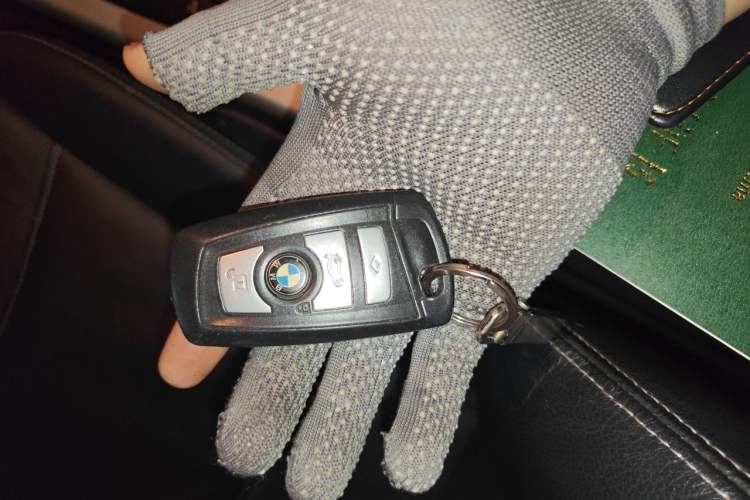 Used BMW X3 2011 xDrive28i Leading Model Vehicle Key