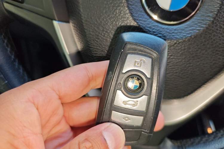 Used BMW X3 2011 xDrive28i Luxury Model Vehicle Key