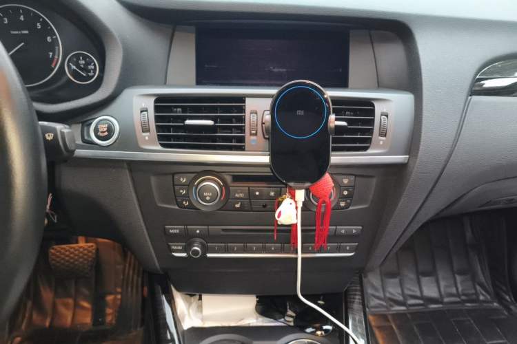Used BMW X3 2011 xDrive28i Luxury Model Audio And AC Panel