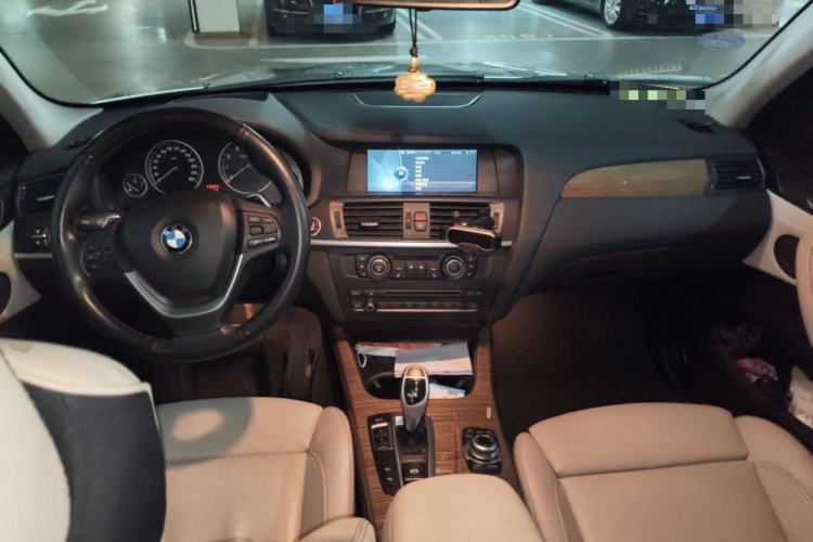 Used BMW X3 2011 xDrive35i Luxury Model Center Console