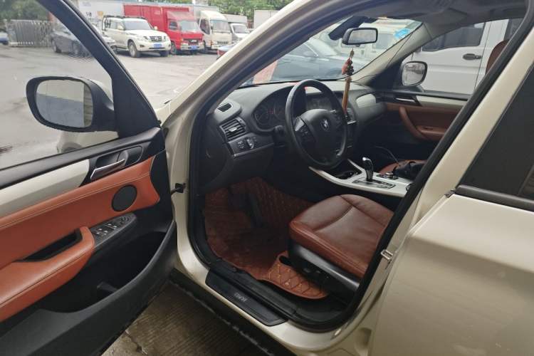 Used BMW X3 2011 xDrive28i Leading Model Driver Seat