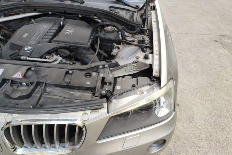 Used BMW X3 2011 xDrive35i Luxury Model Engine Bay Left