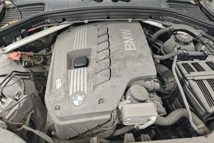Used BMW X3 2011 xDrive28i Leading Model Engine Bay