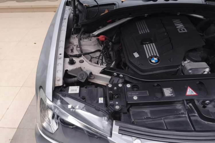 Used BMW X3 2011 xDrive28i Luxury Model Engine Bay Right